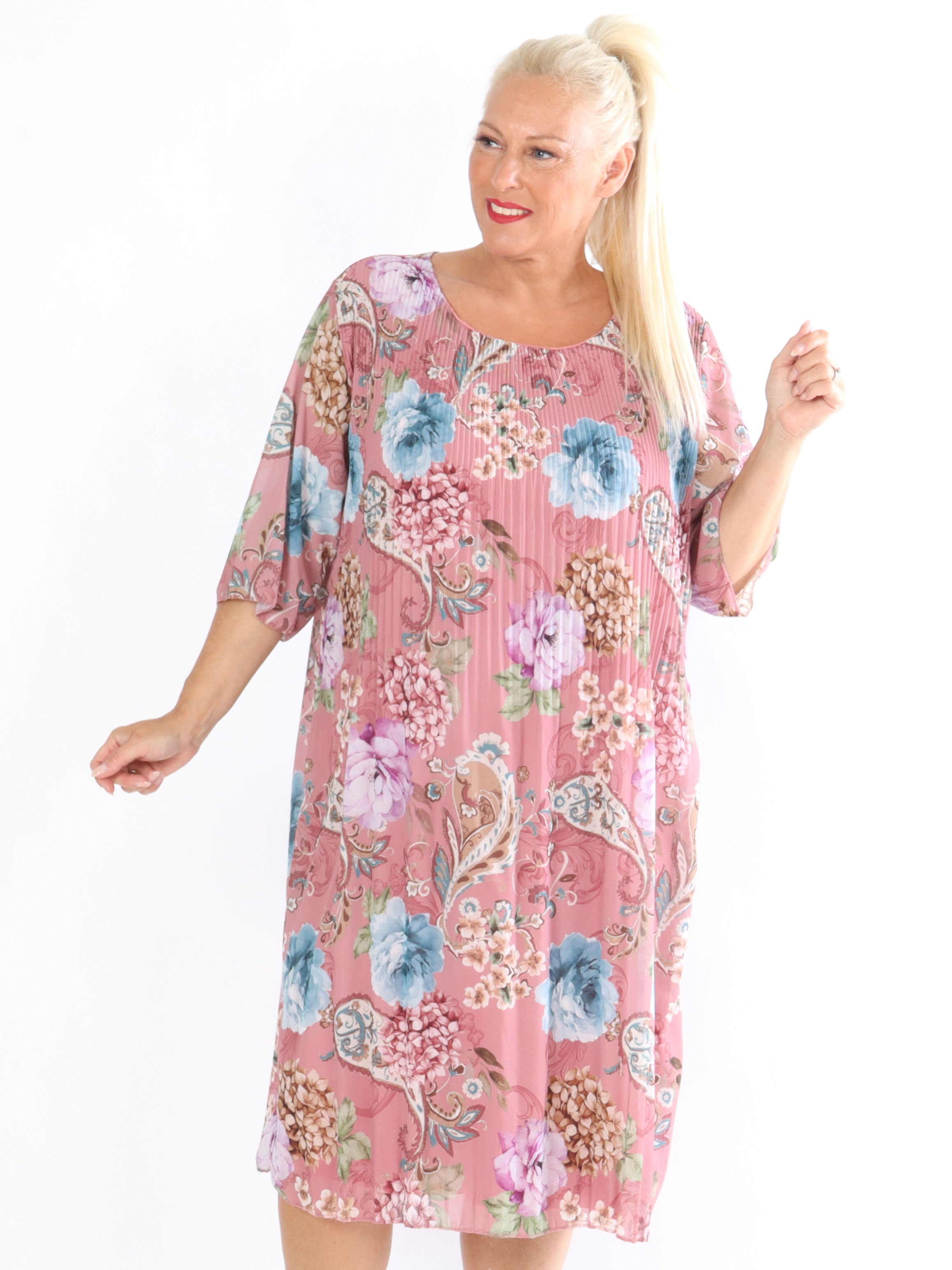 Zion Flower - Plisserad klänning med blommönster - Purple